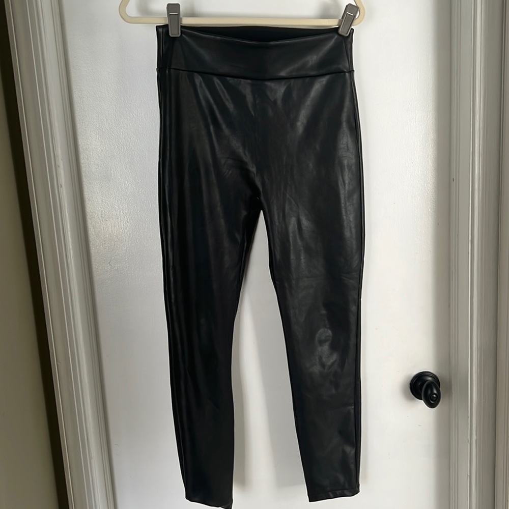 Abercrombie & Fitch Faux Leather Leggings: Size Medium